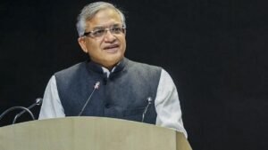 ज्ञानेश कुमार यांच्यासह निवडणूक आयुक्तांची बैठक; SIR आणि अंतर्गत मतभेदांच्या चर्चेवर आयोगाचे स्पष्टीकरण