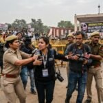 जन्तर मंतरवरील आंदोलनादरम्यान पत्रकारांवर कारवाई आणि इंटरनेट बंद